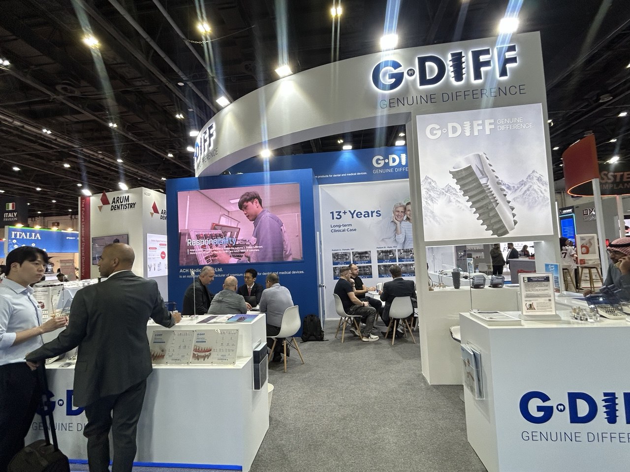 Выставка AEEDC Dubai 2026